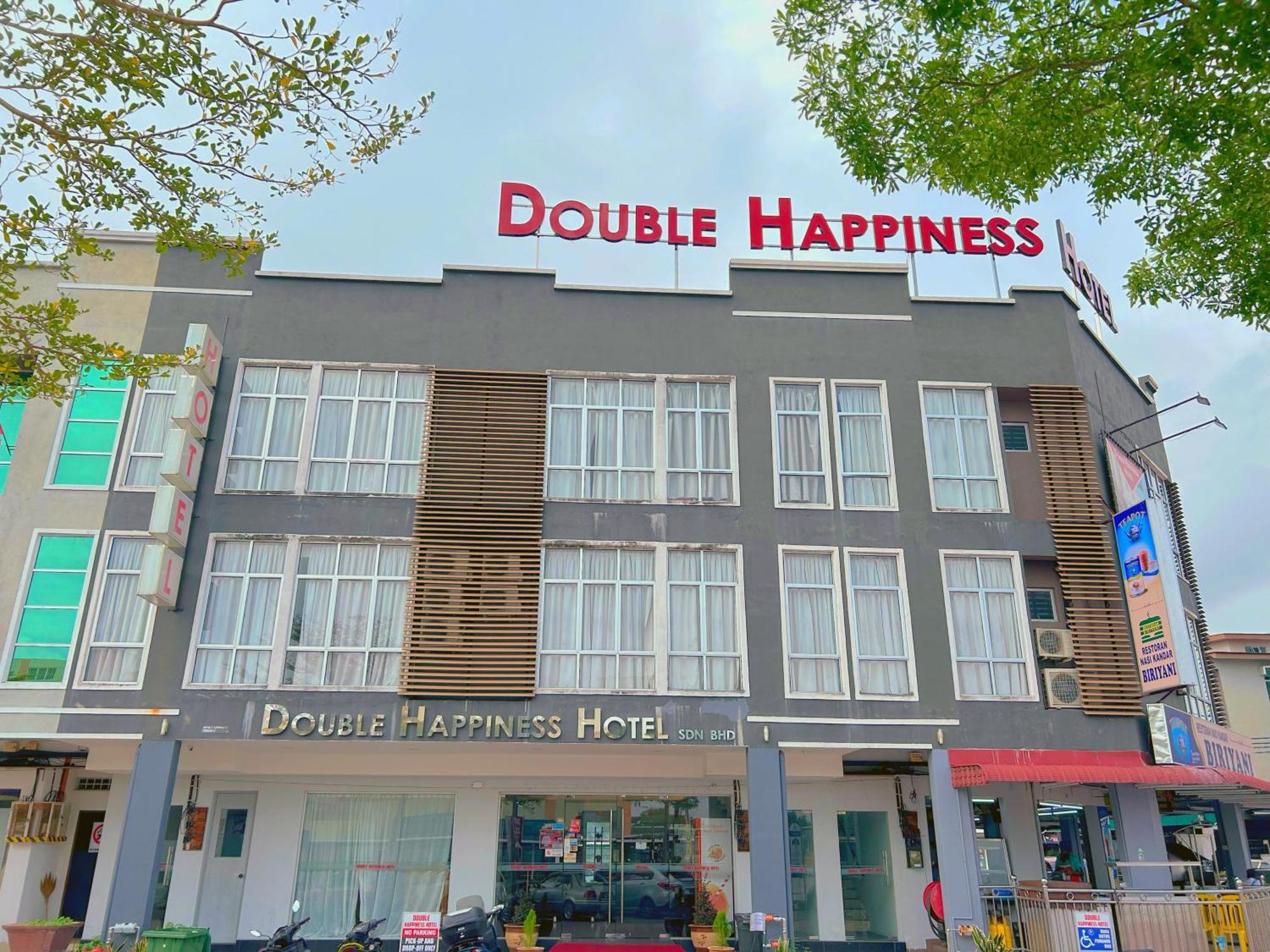 Double Happiness Hotel Sitiawan Exterior photo